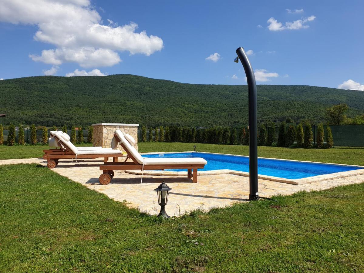 Holiday Home Bulog Sinac Bagian luar foto