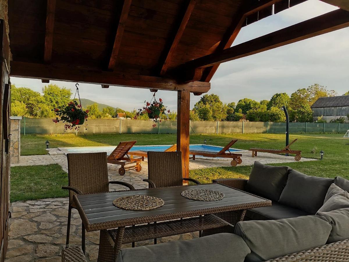 Holiday Home Bulog Sinac Bagian luar foto