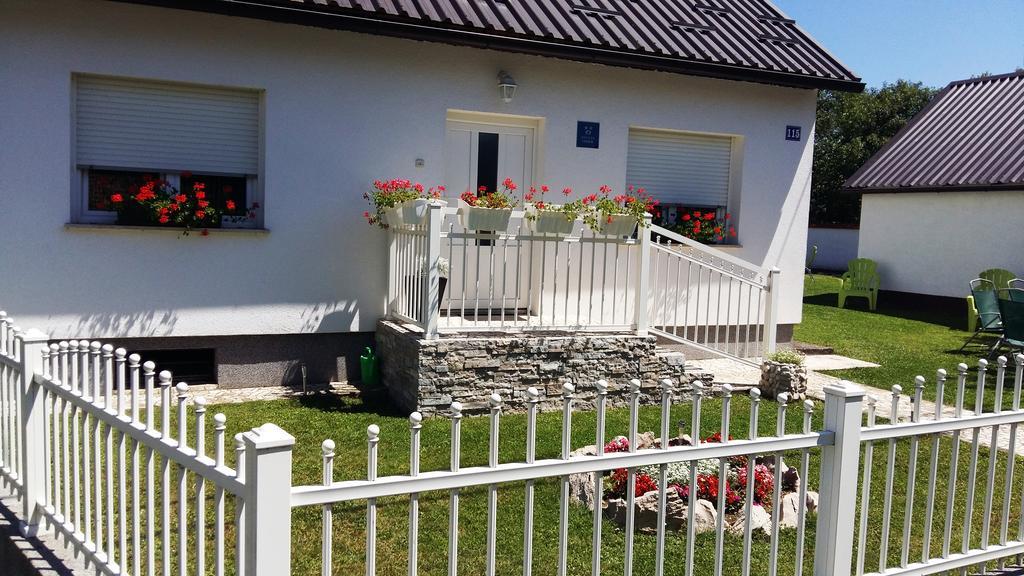 Holiday Home Bulog Sinac Bagian luar foto