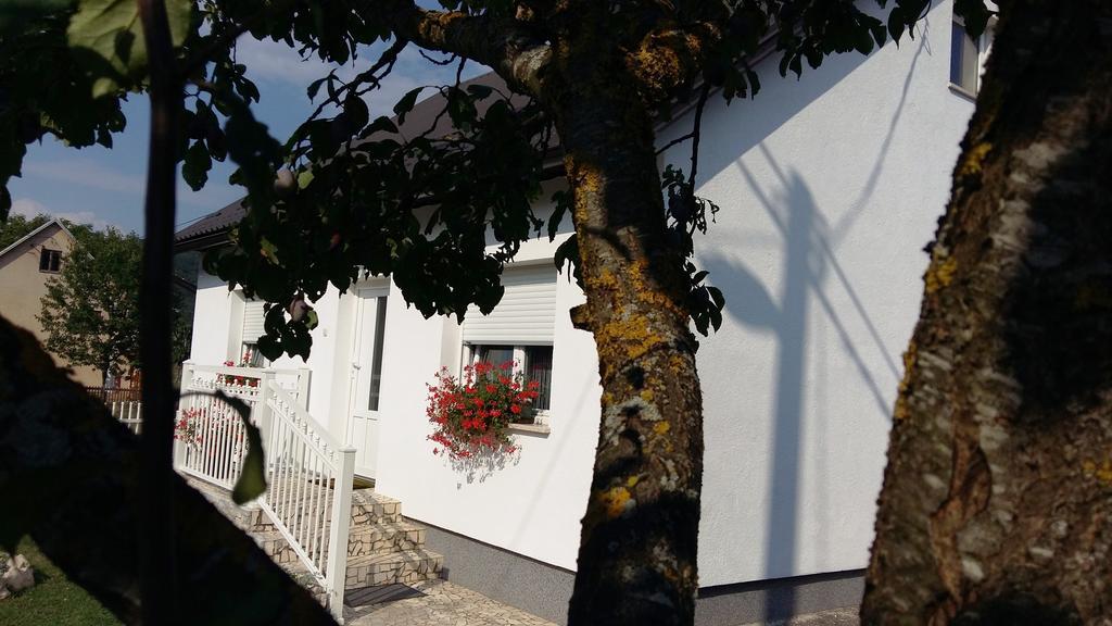 Holiday Home Bulog Sinac Bagian luar foto