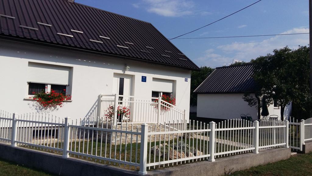 Holiday Home Bulog Sinac Bagian luar foto